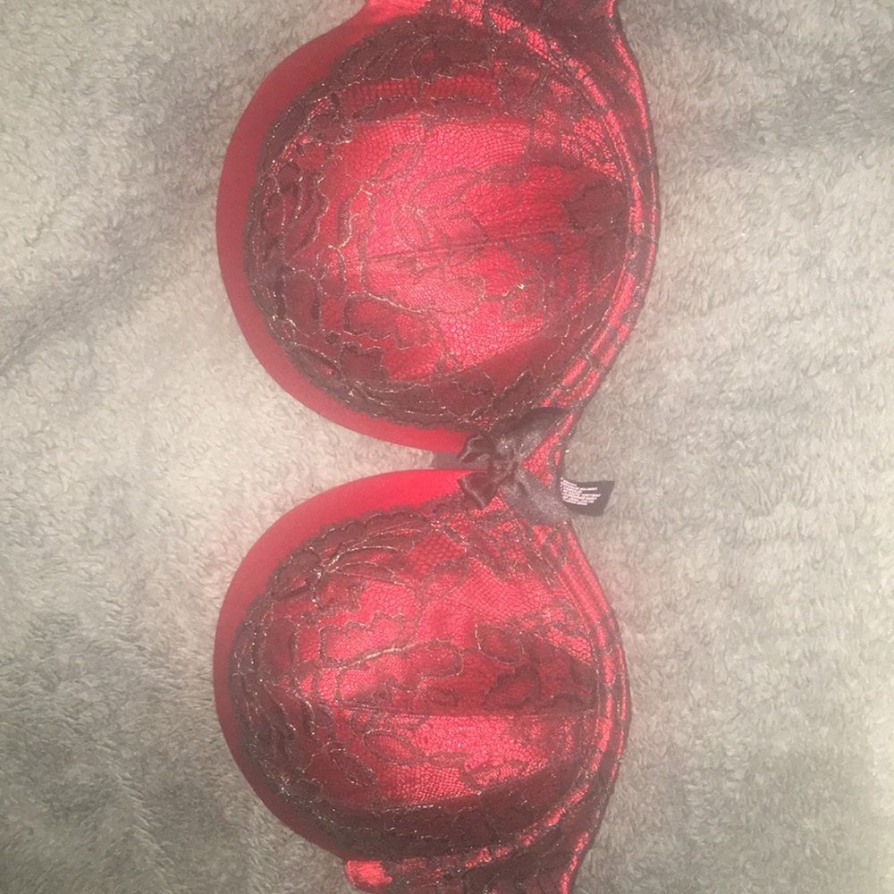 Victoria’s Secret Very Sexy Multi-way Bra